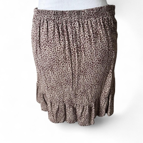 URBAN Romantics Brown Ruched Mini Skirt - Picture 3 of 4